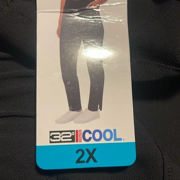 32 Degrees COOL Ladies' Lightweight Twill Pull-On Pant - Picture 9 of 9